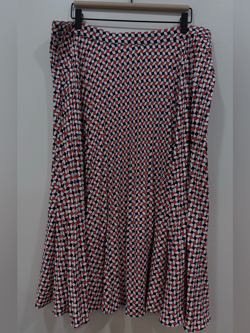 Boden Pleated Geometric Midi Skirt in  Orange Navy & White - Picture 4 of 9